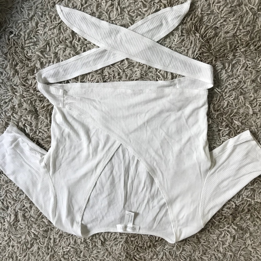 White tie top